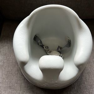 BRAND NEW never used infant floor seat